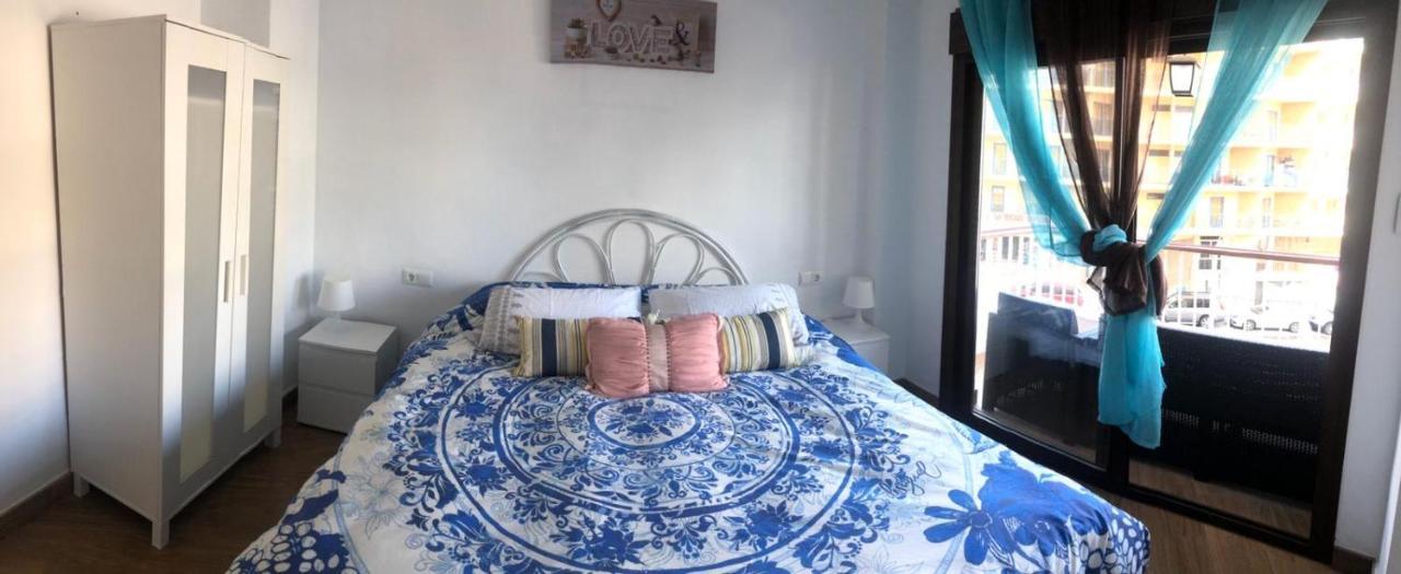 Coqueto apartamento en Puerto Marina con piscina Benalmádena Esterno foto