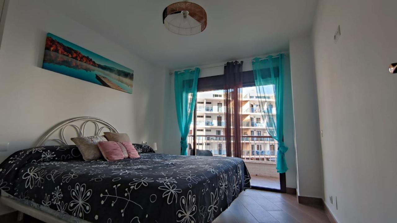 Coqueto apartamento en Puerto Marina con piscina Benalmádena Esterno foto